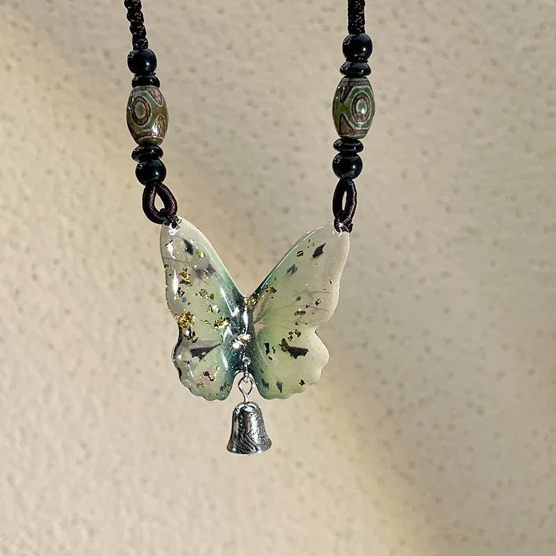 New Chinese style beaded butterfly necklace with a new high-end design niche sweater chain, women's summer collarbone chain