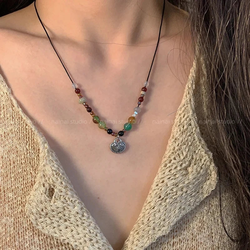 New Chinese style beaded butterfly necklace with a new high-end design niche sweater chain, women's summer collarbone chain