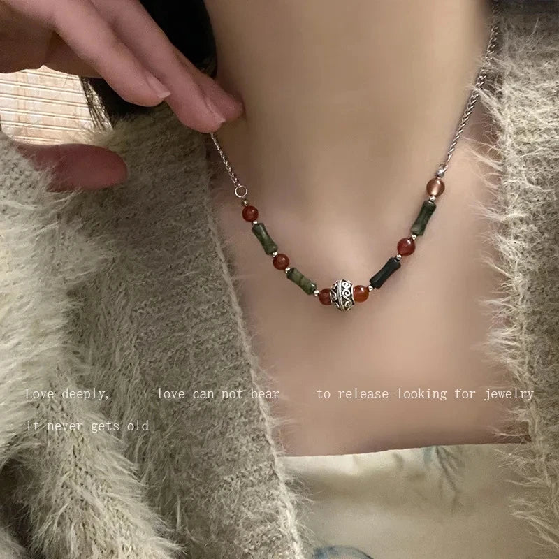 New Chinese style beaded butterfly necklace with a new high-end design niche sweater chain, women's summer collarbone chain