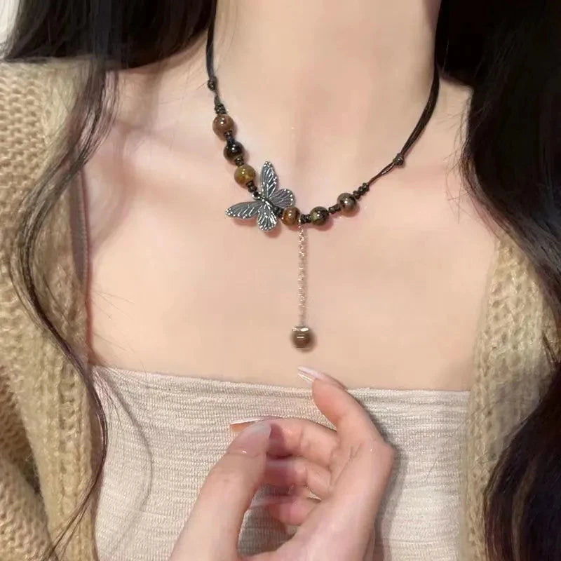 New Chinese style beaded butterfly necklace with a new high-end design niche sweater chain, women's summer collarbone chain